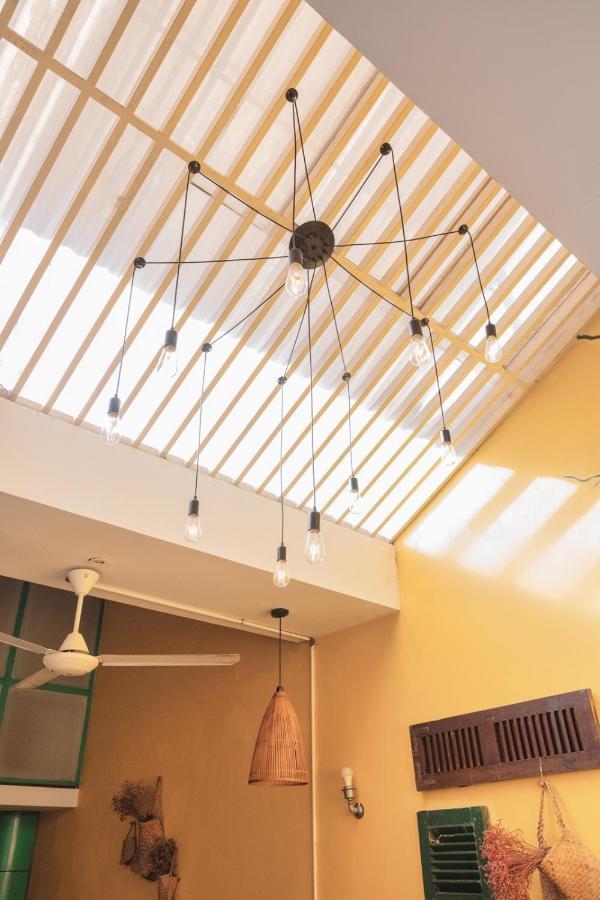 Entire French House With 4 Bedrooms In Hanoi Downtown ภายนอก รูปภาพ